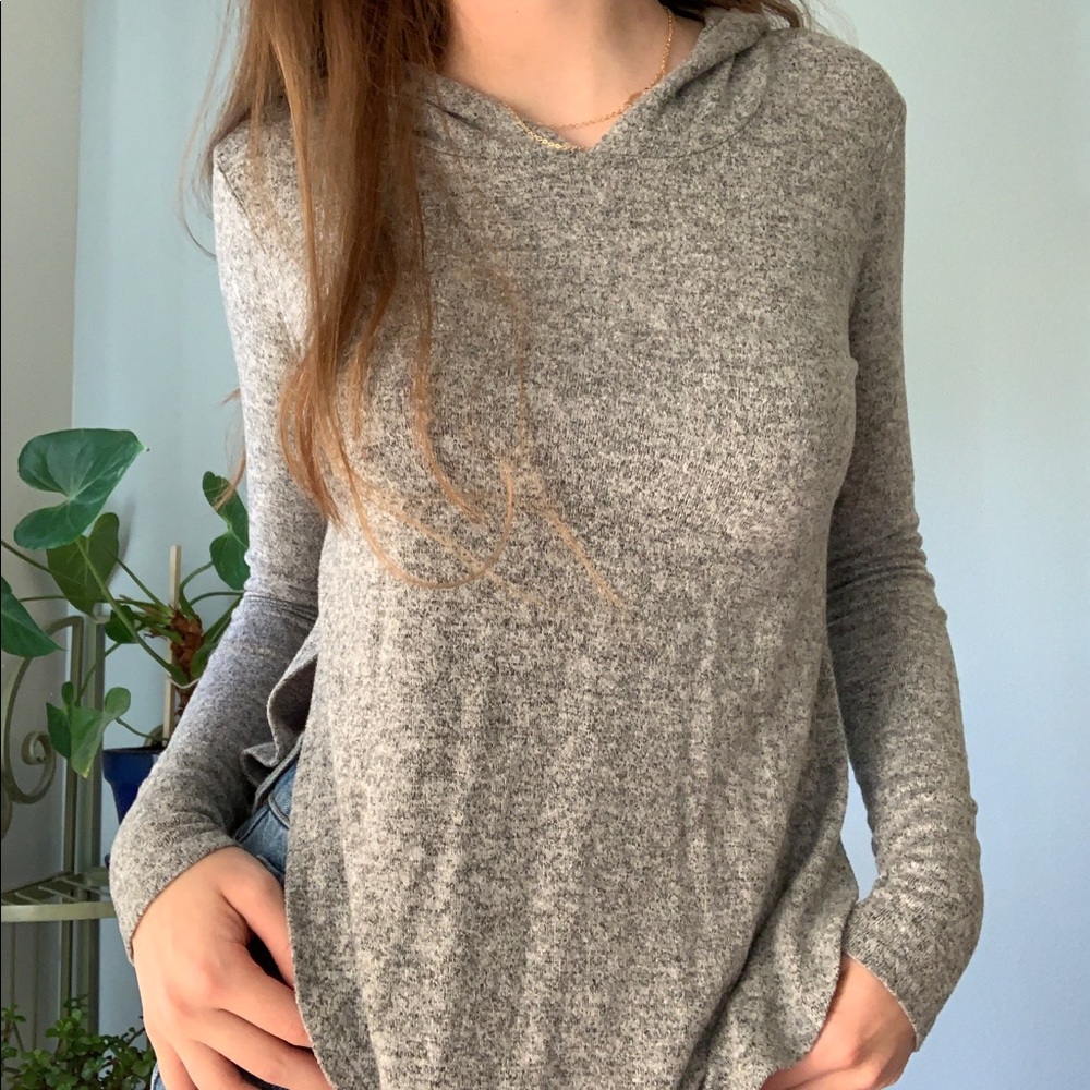 Aerie Gray Long T-Shirt with Hood